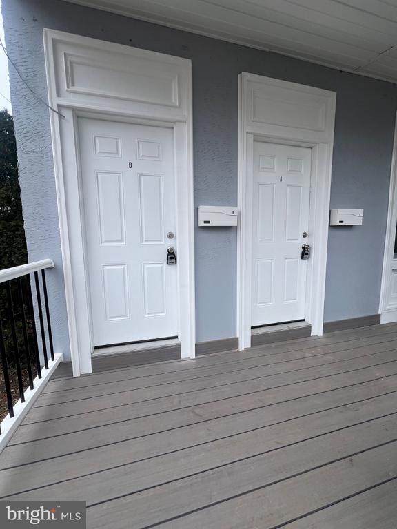 Foto del edificio - 330 N 2nd St