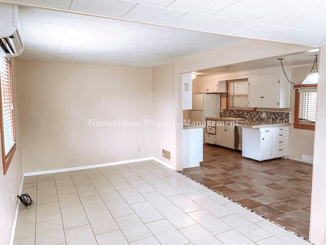 Building Photo - 2 br, 1 bath House - 2773 Bailey Lane