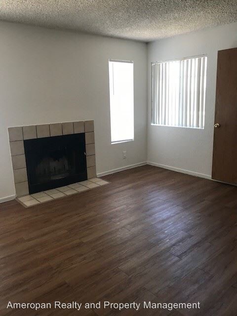 Building Photo - 4230 E Tonopah Ave