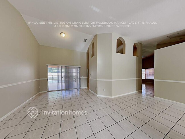 Building Photo - 649 Blueberry Dr