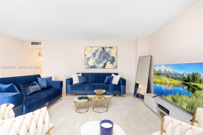 Foto del edificio - 2030 S Ocean Dr