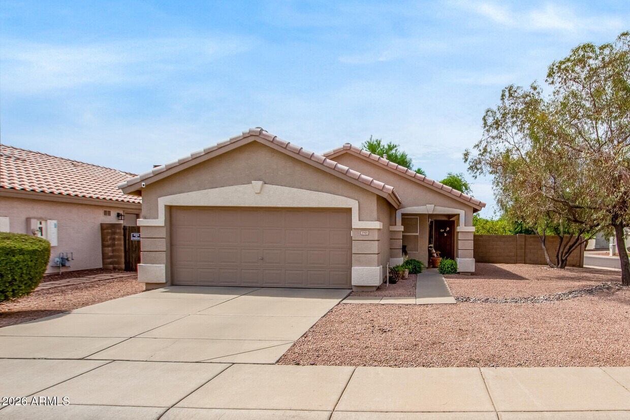 Foto del edificio - 3905 E Rockwood Dr