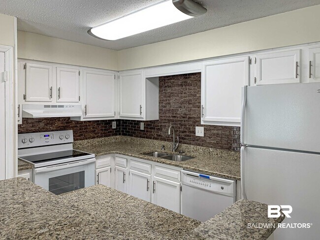 Foto del edificio - 5608 Cottage Hill Rd