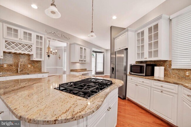 Foto del edificio - 8238 Snead Loop