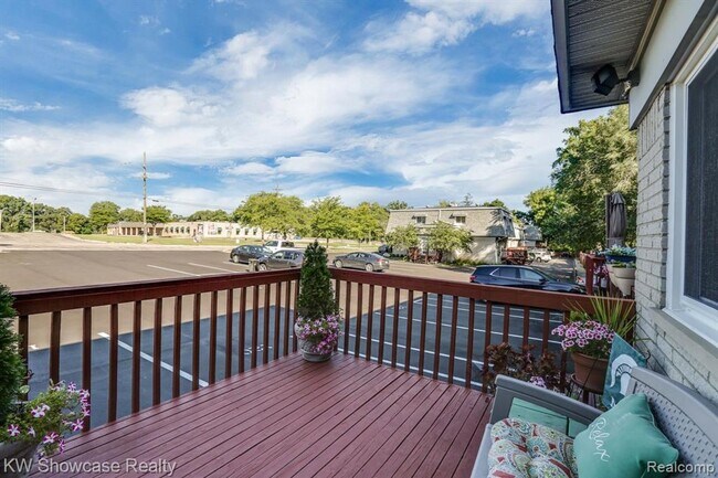 Foto del edificio - 2 Bed townhouse with Gas and water included!