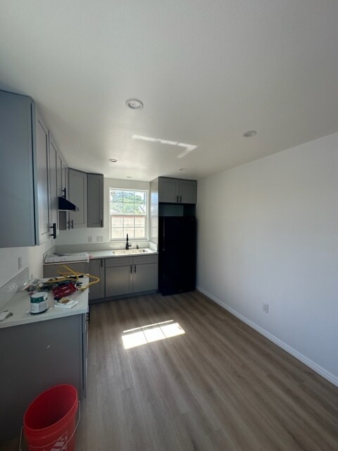 Building Photo - 15533 Septo St