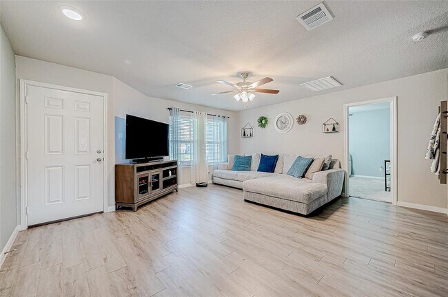 Foto del edificio - 115 Wilburn Dr