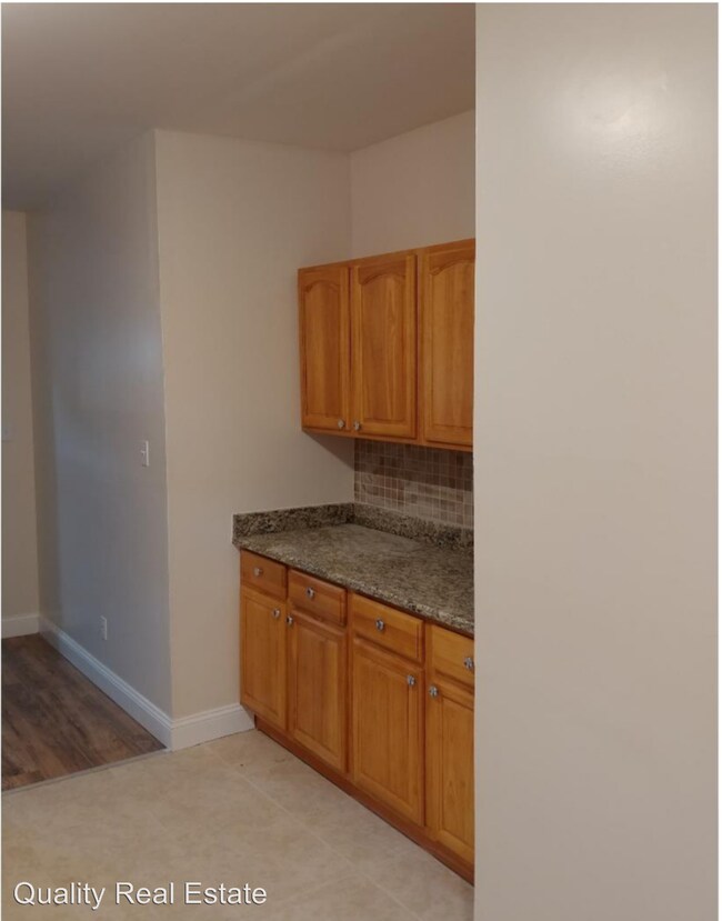 Building Photo - 3 br, 1 bath House - 889 N. 47th Street