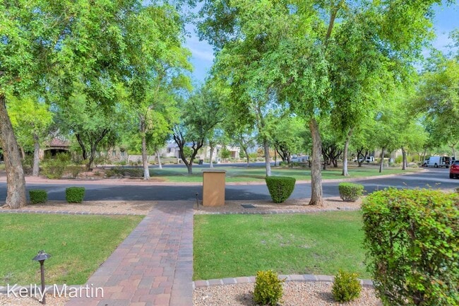 Building Photo - 4 br, 4.5 bath House - 9855 E Legacy Ln