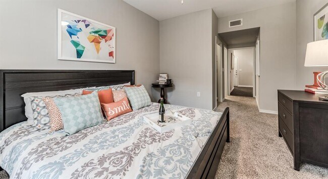 Foto del edificio - 938 N Kingwood Dr