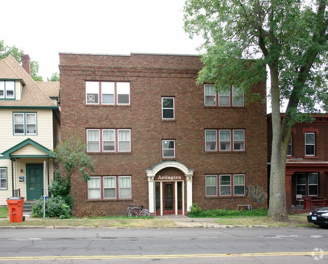 Building Photo - Arlington