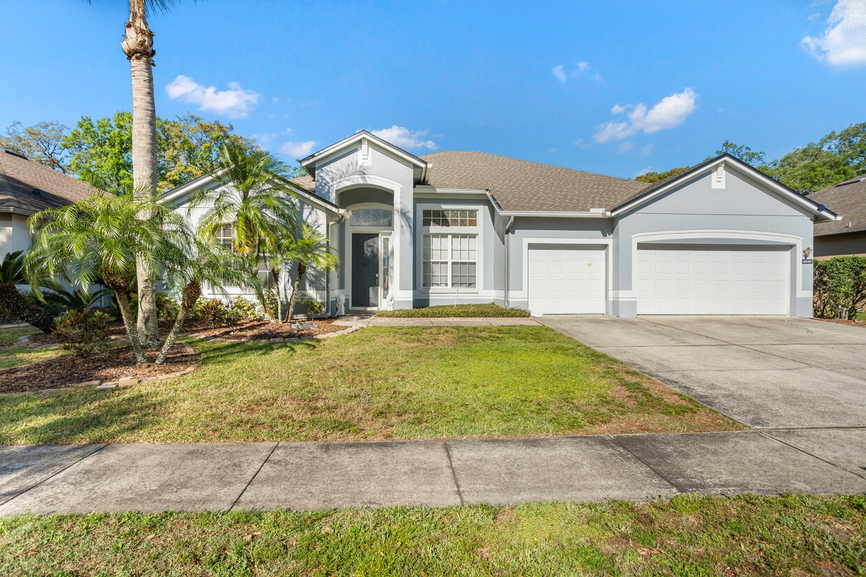 Foto principal - 2810 University Acres Dr