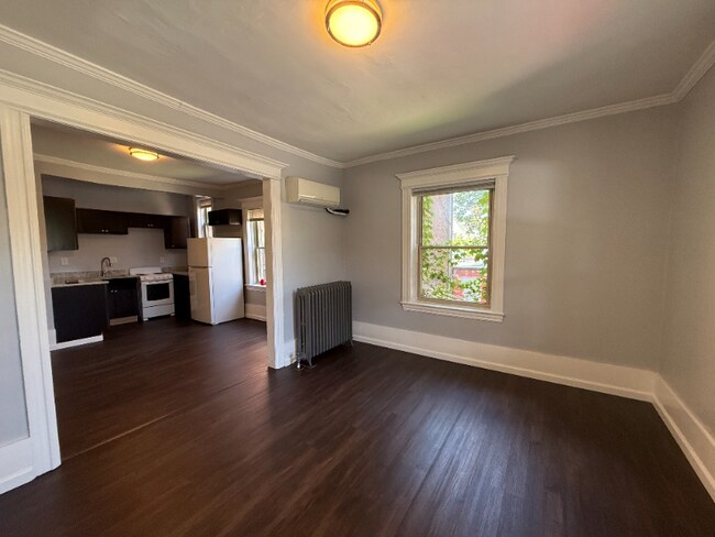 Building Photo - 4622 2nd Ave