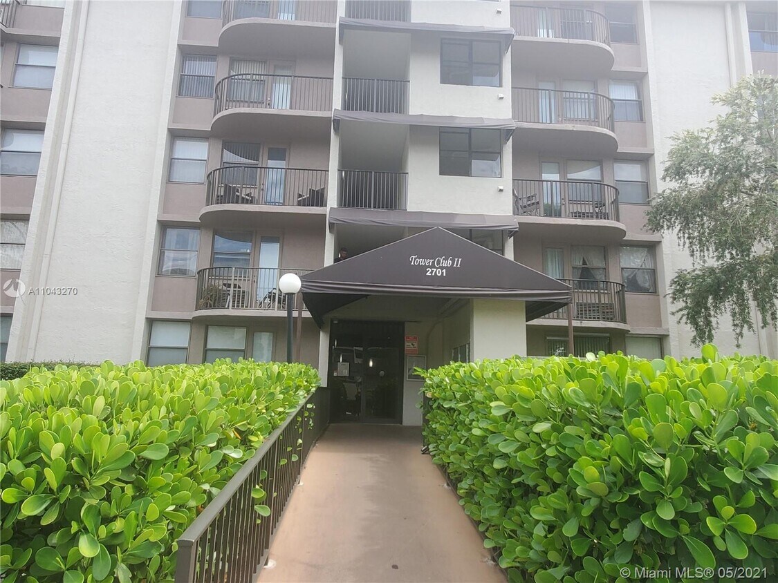 2701 Riverside Dr Unit 413B, Coral Springs, FL 33065 Condo for Rent
