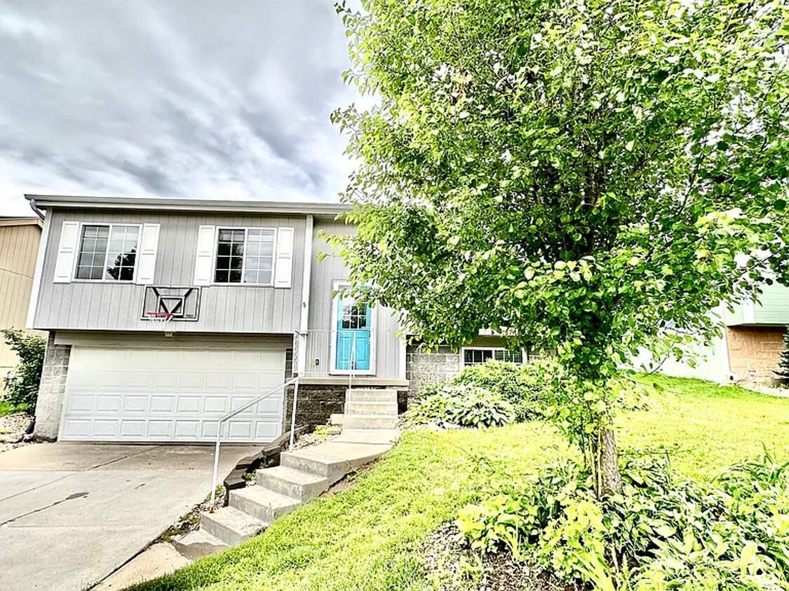 Foto principal - 17029 Sprague St
