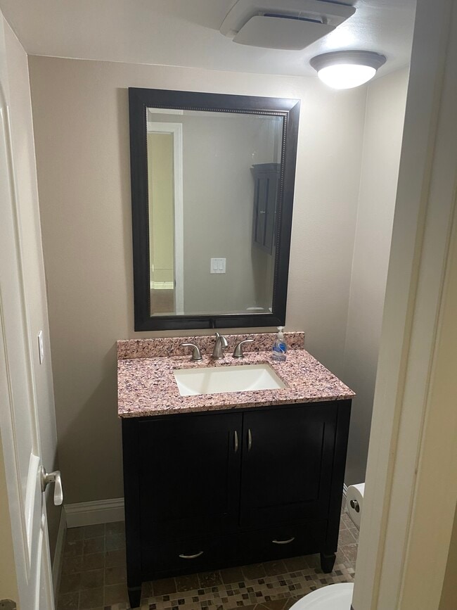 Building Photo - 1445 1st St