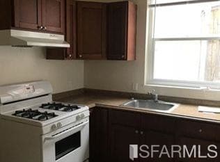 Building Photo - 2315 Mission St