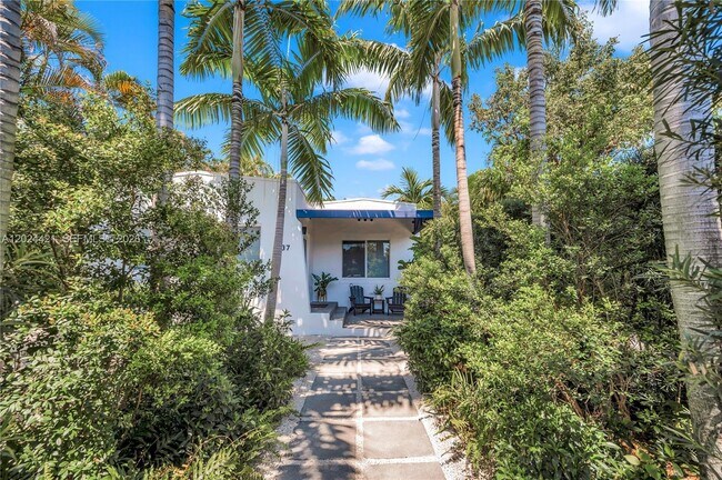 Foto del edificio - 1337 SW 15th St