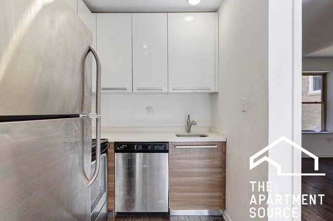 Foto del edificio - 925 W Carmen Ave