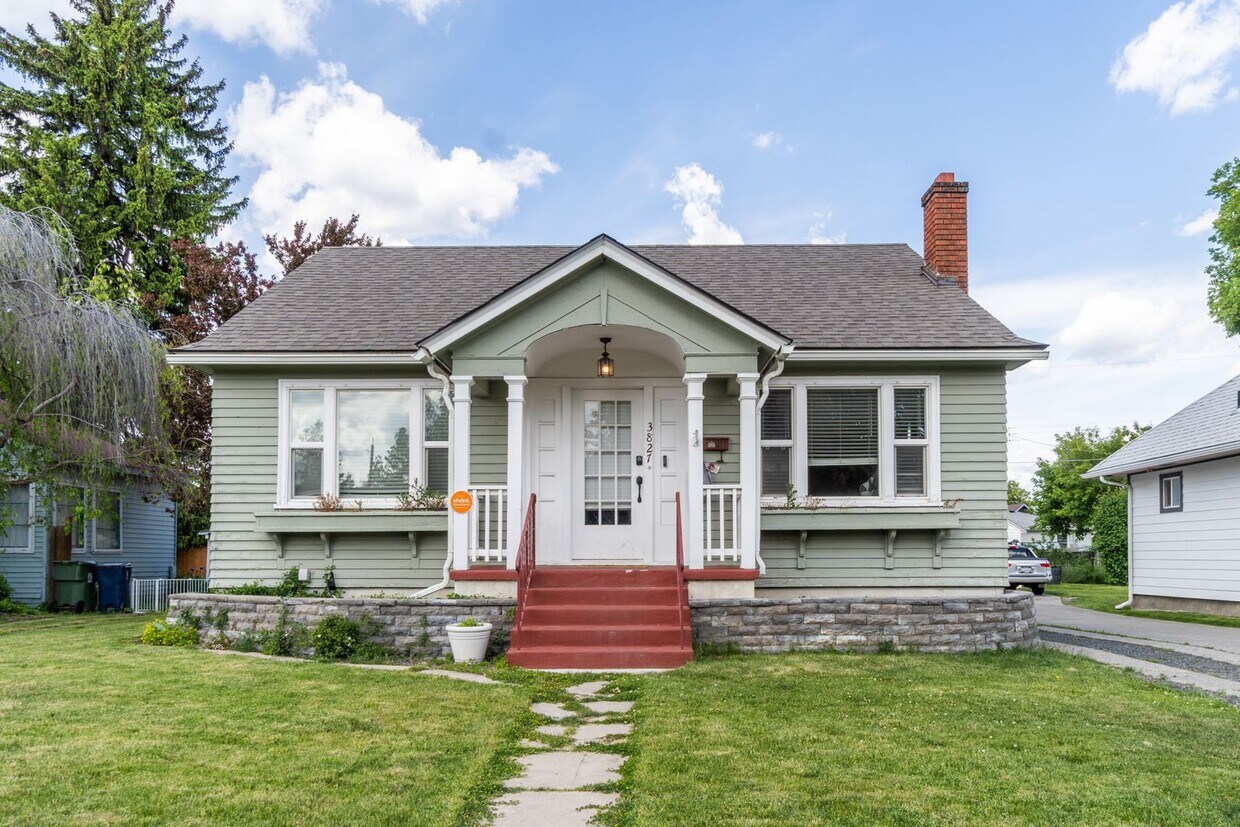 Building Photo - 3 Bed 1 Bath Single Family Home on Spokane...
