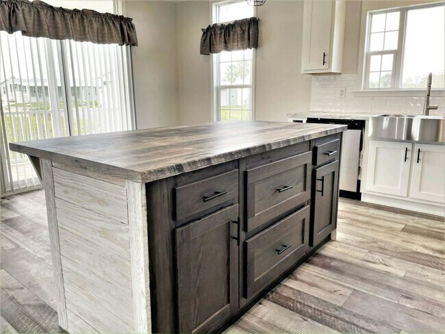 Foto del edificio - 10789 SW 30th Ct