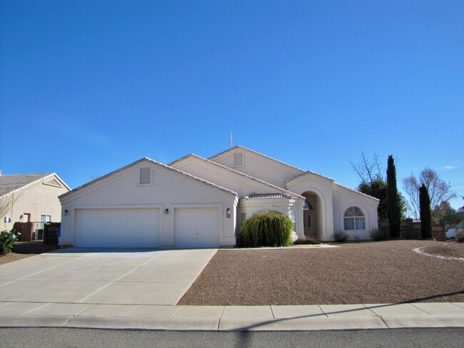 Photo - 3BR/2BA, 3-car garage, 1854 sq.ft. home in...