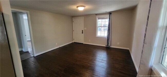 Foto del edificio - 902 E 13th St