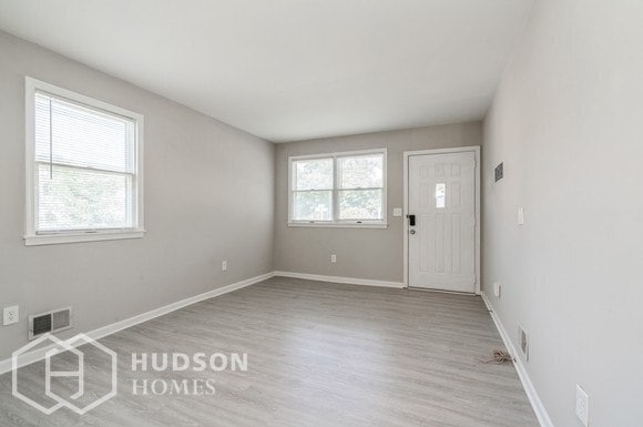 Building Photo - 189 Manalapan Rd