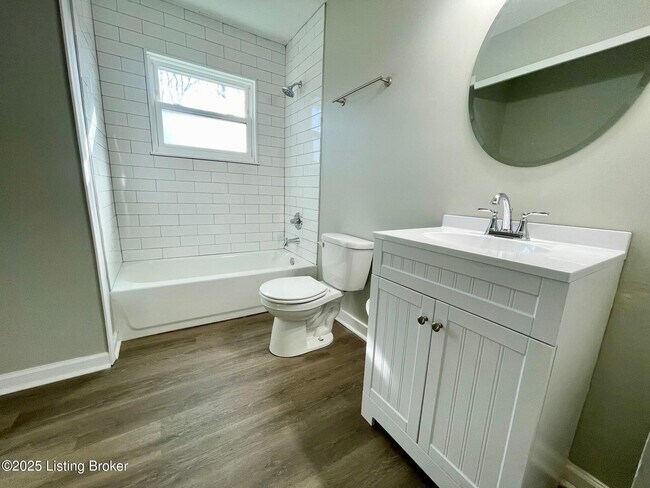 Foto del edificio - 7220 Harborton Way