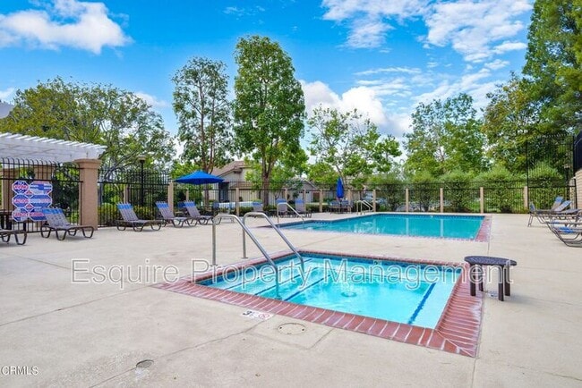 Building Photo - 5220 Buena Mesa Ct