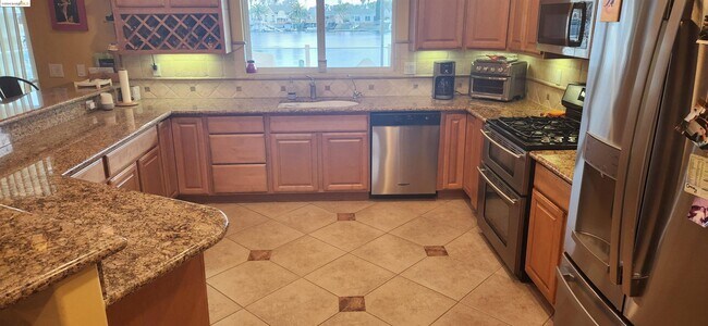 Building Photo - 5615 Sunfish Ct