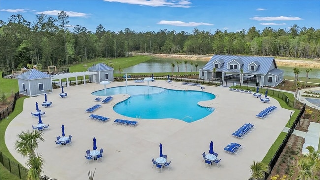Building Photo - Beautiful 5-Bedroom, 3-Bath Home in Bloomi...