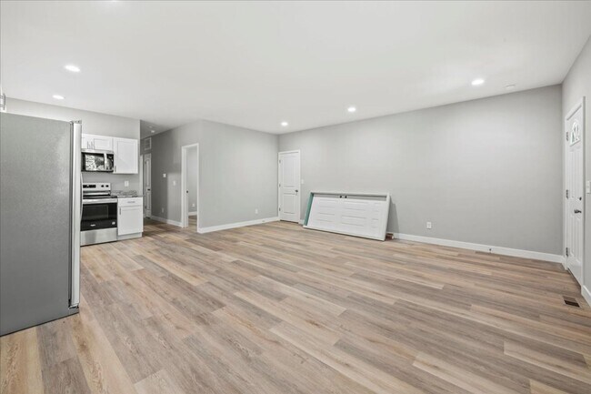 Foto del edificio - 2751 Guilford Ave
