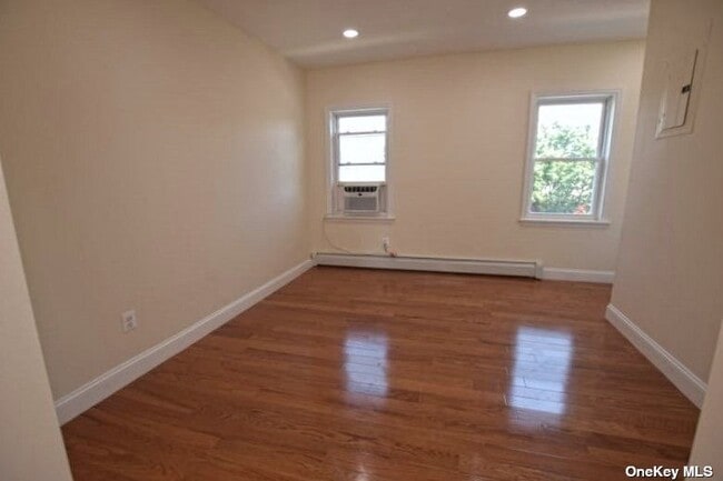 Foto del edificio - 45-16 50th St