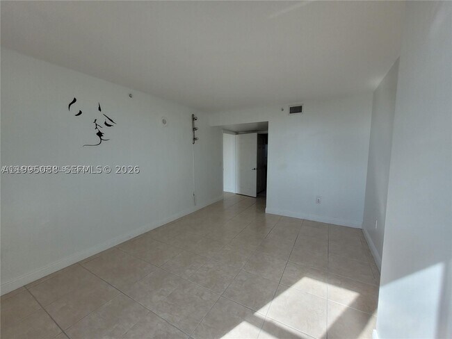 Foto del edificio - 3000 Coral Wy
