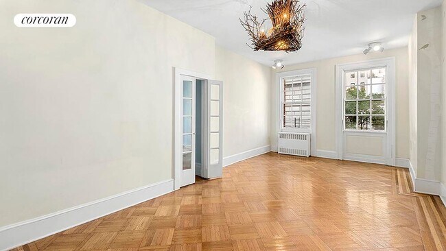 Building Photo - 4 E 81st St