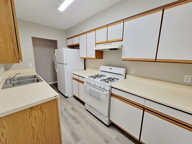 Foto del edificio - Move-in Special $500 off first month's ren...