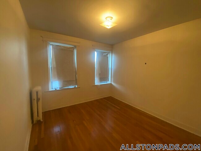 Foto del edificio - 1144 Commonwealth Ave