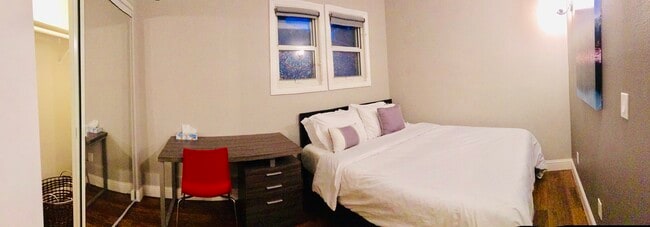 Building Photo - 687 Locust St