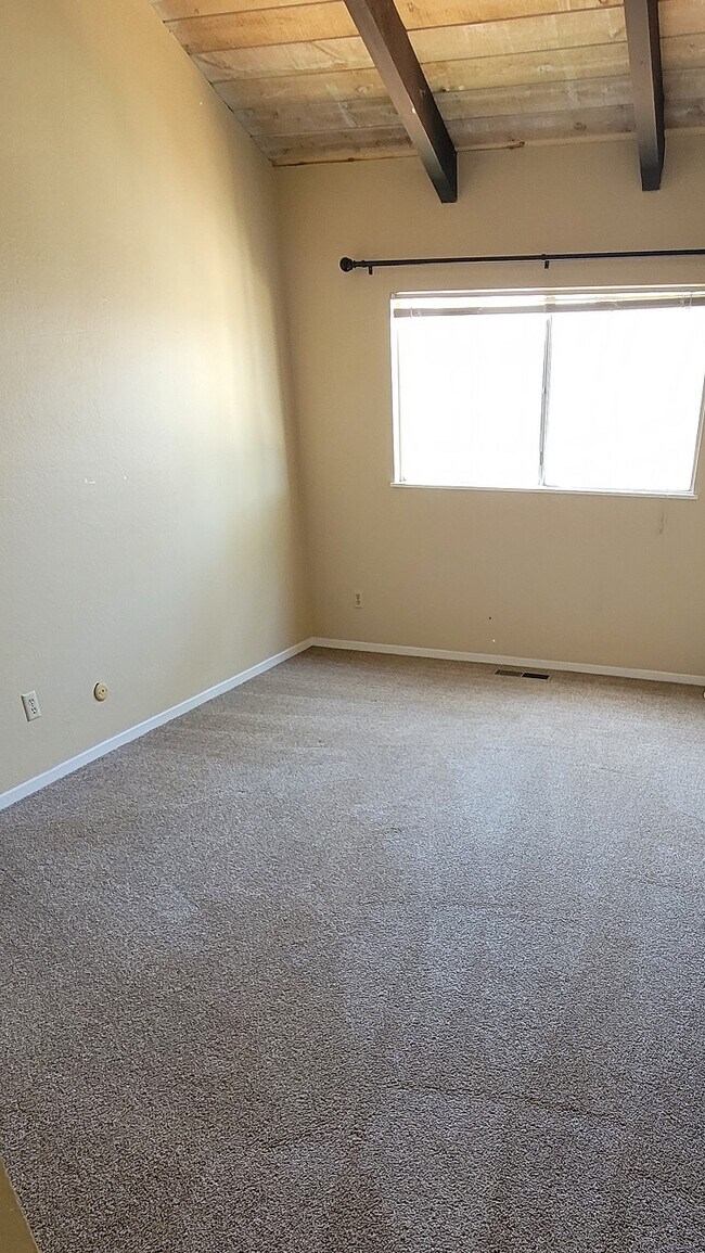 Living room - 1220 2nd St