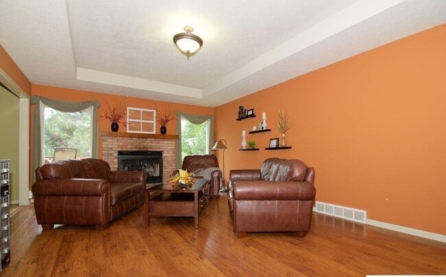 Building Photo - Falcon Forest Ranch Home