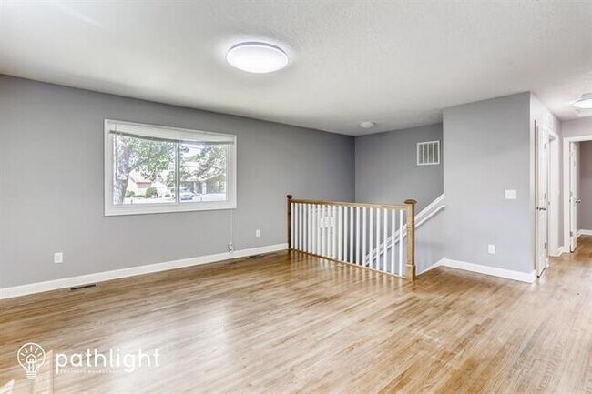 Building Photo - 1718 English Street, Maplewood, MN, 55109