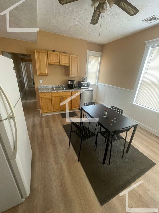 Foto del edificio - 2 Bed + Office in Heart of Cambridge!  Cen...