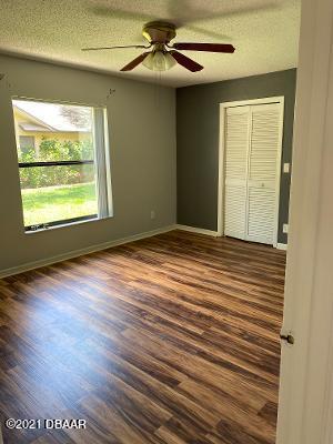 Building Photo - 6181 Sequoia Dr
