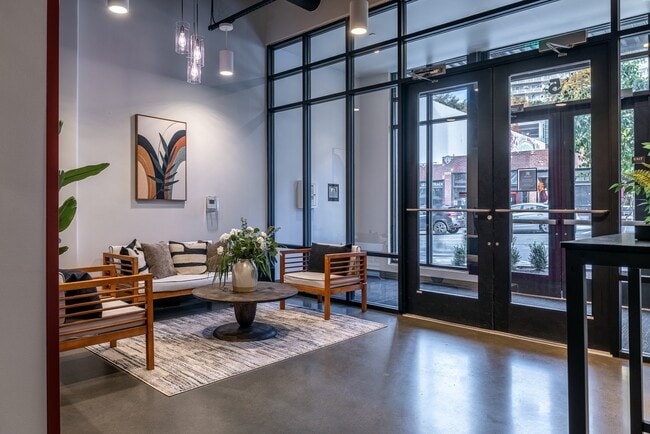 Building Photo - Roystone