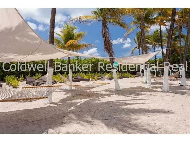 Foto del edificio - 5101 Collins Ave