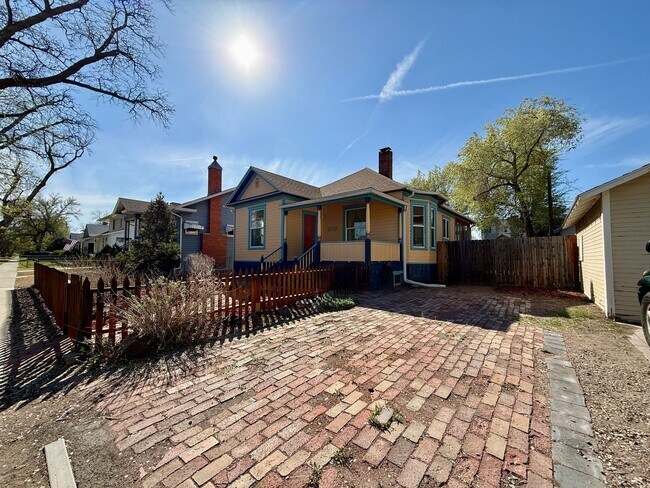 Foto del edificio - 909 Ouray Ave