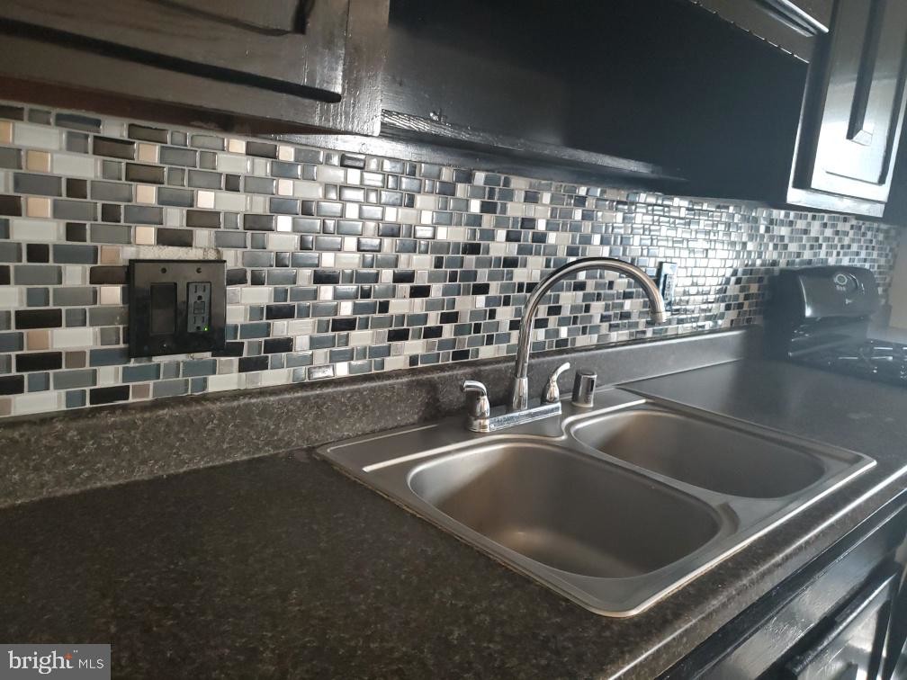 Primary Photo - 14486 Brentwood Ct