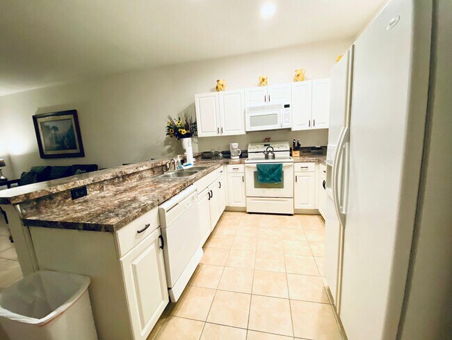 Building Photo - 3127 Sun Lake Ct
