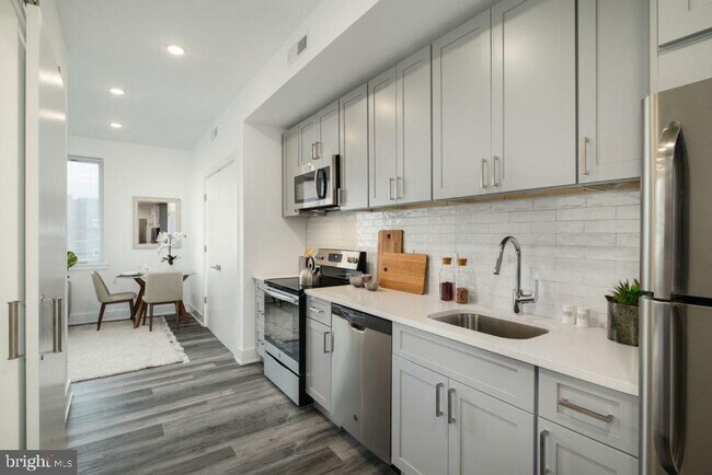 Foto del edificio - 1245 Ridge Ave